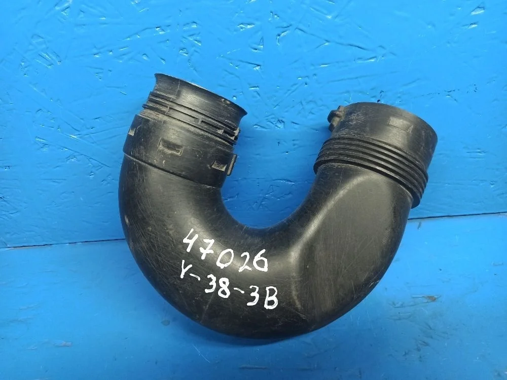 Патрубок воздушный Skoda Octavia II (2004—2009)