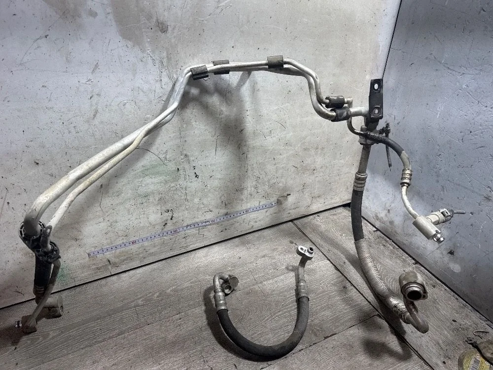 Трубка кондиционера Volkswagen Golf Mk5 (2003—2009)