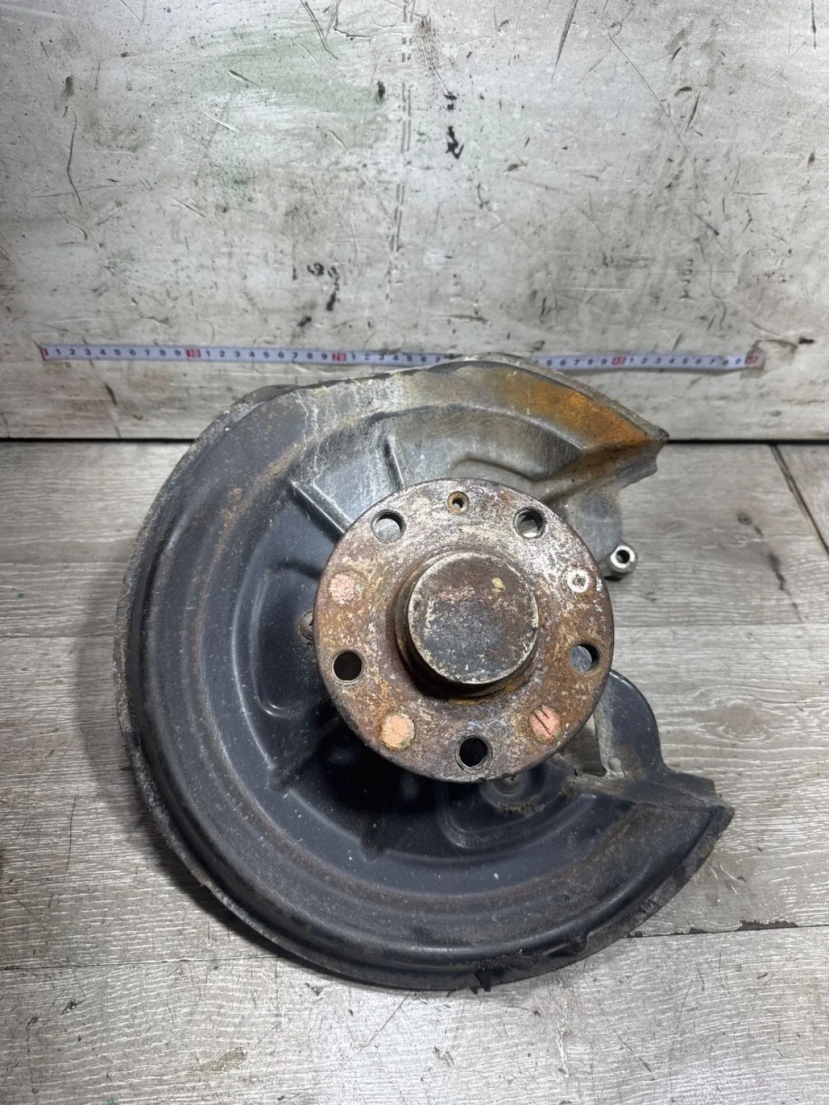 Ступица задняя правая Volkswagen Golf Mk5 (2003—2009)