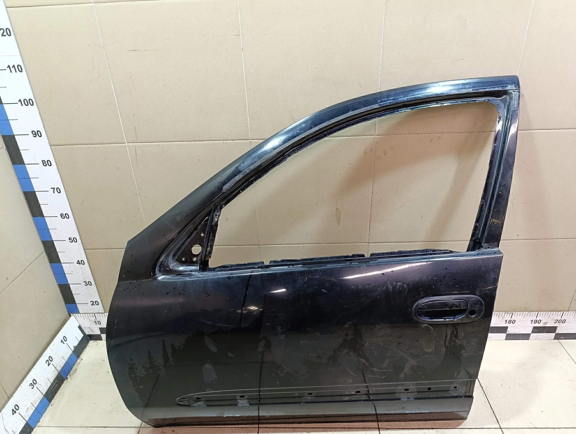 Дверь передняя левая Almera Classic (B10) 2006-2013