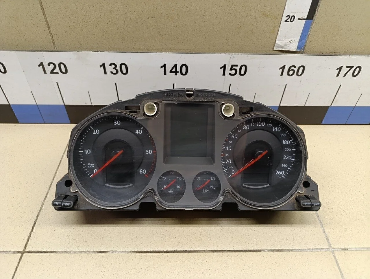 Панель приборов Passat [B6] 2005-2010