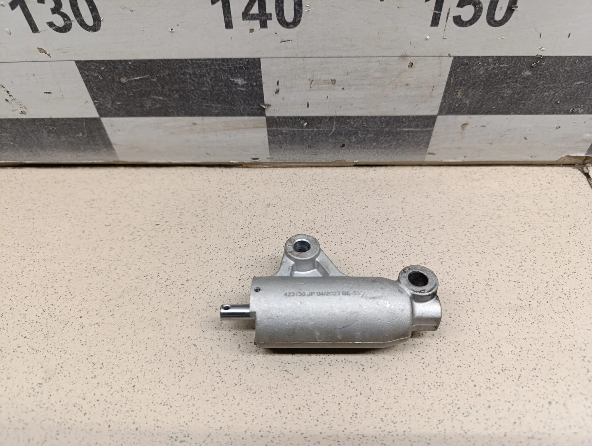 Натяжитель ремня L200 (KB) 2006-2016