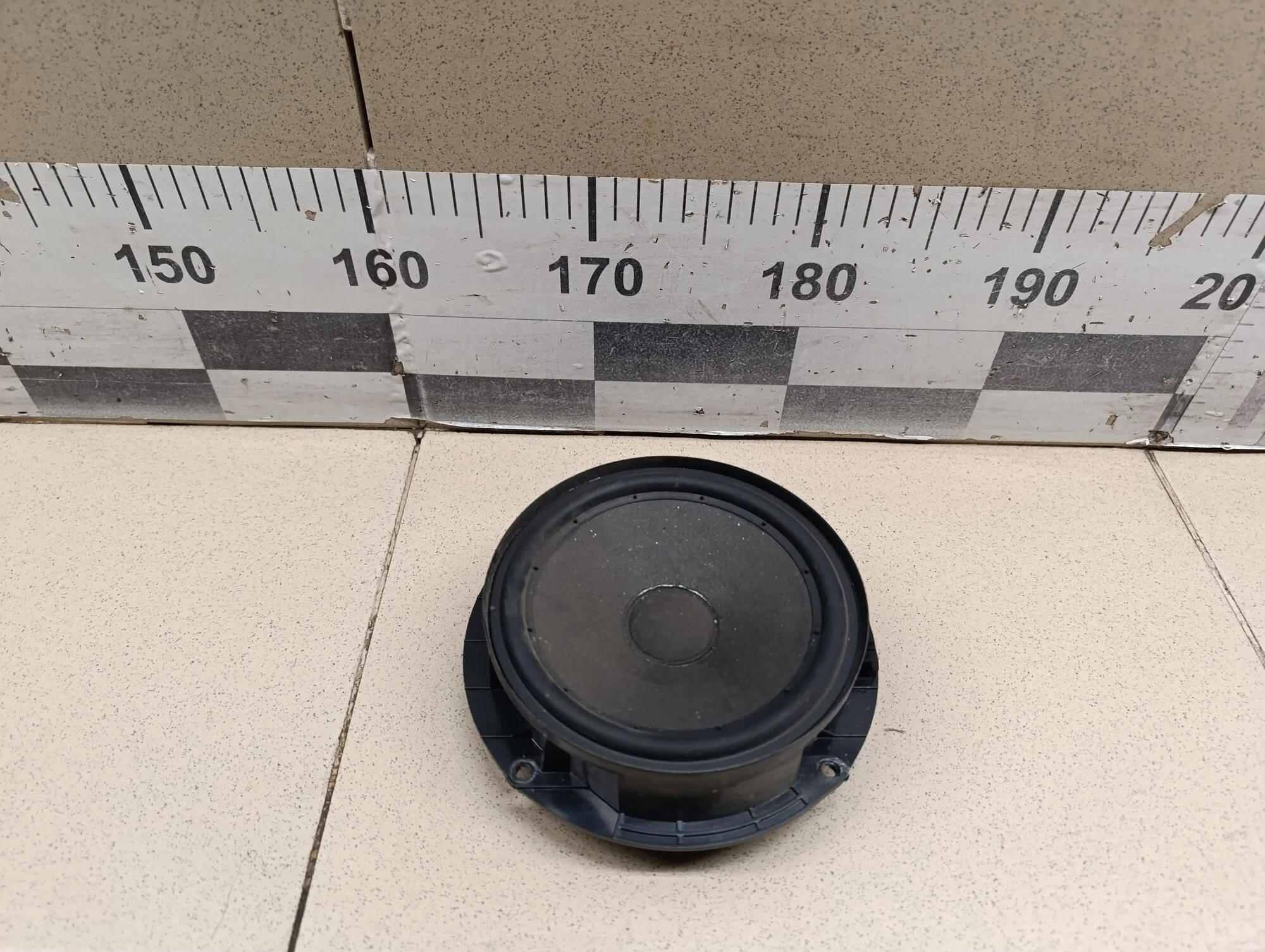 Динамик Fabia 2007-2015