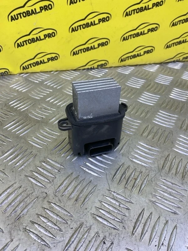 Сопротивление печки Nissan Pathfinder (R51M) 2004-2013 2010 271515Z000