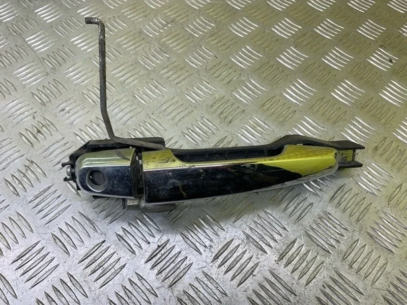 Ручка двери наружная передняя правая Mitsubishi L200 (2006-2015) 2009 5716A032 2.5 D 4D56