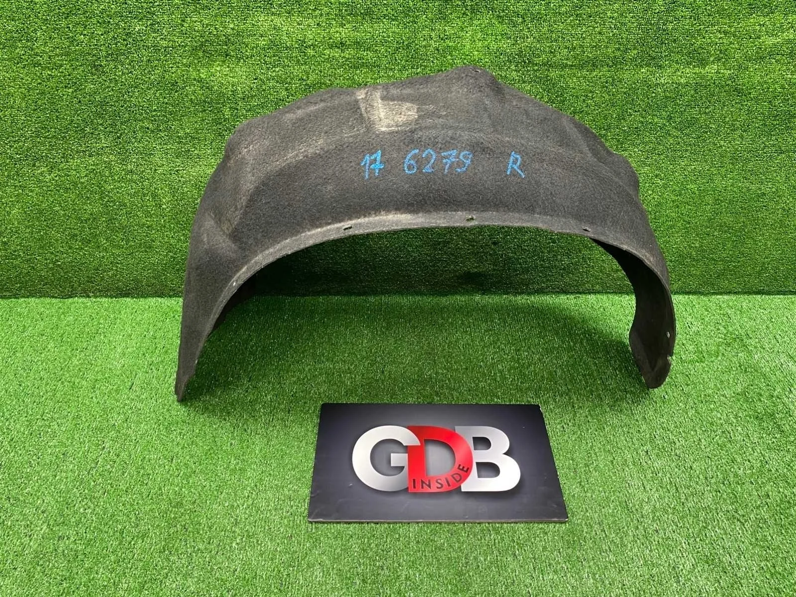 Подкрылок BMW X1 07.12.2011 51712990088 E84 N20B20A, задний правый