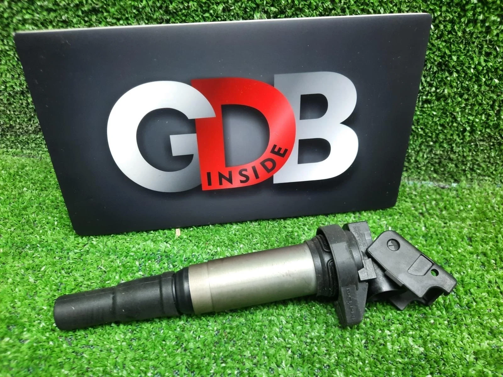 Катушка зажигания BMW 1 series 17.04.2013 12138616153 F20 N13B16A