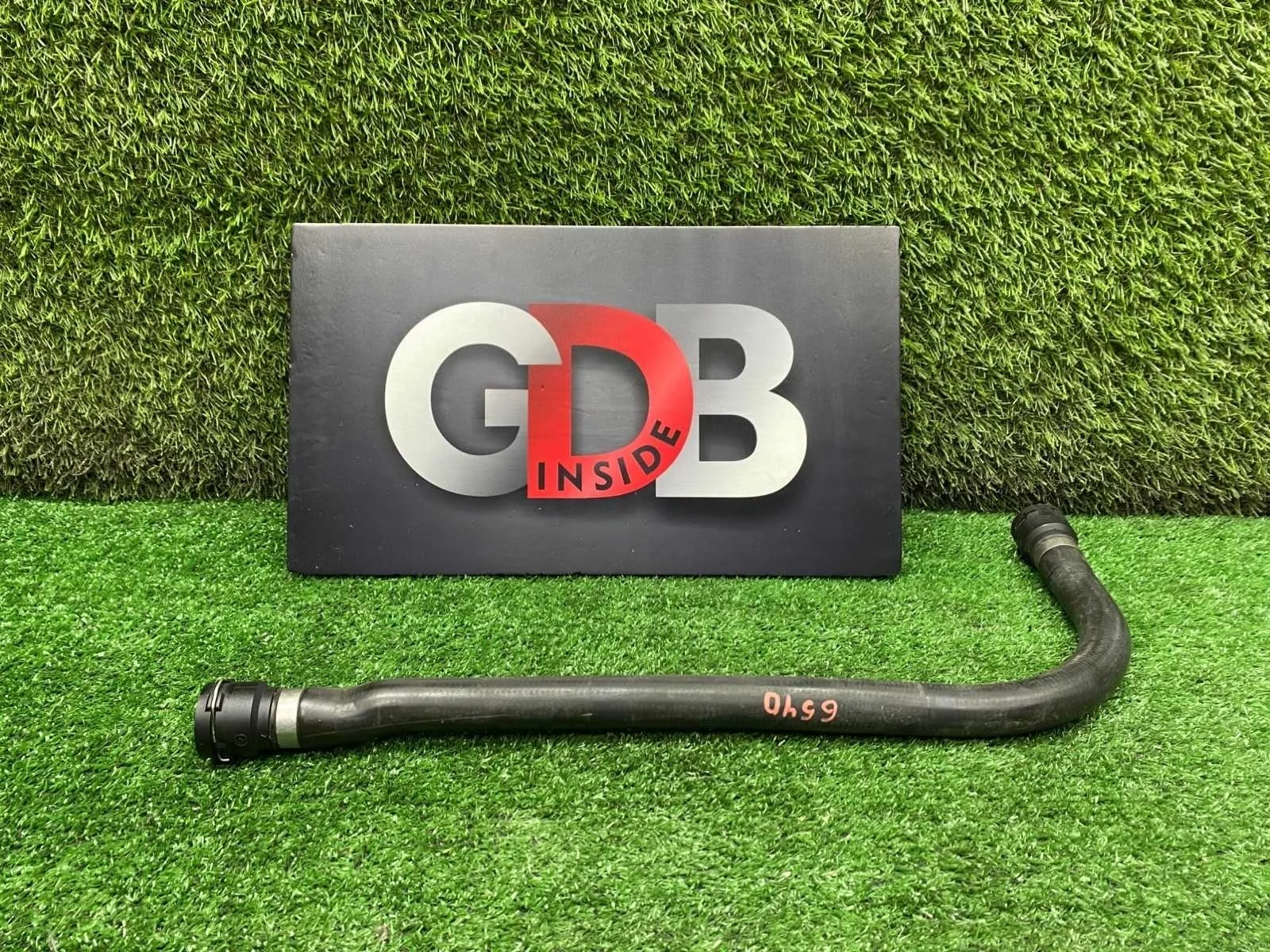 Патрубок системы охлаждения BMW 5 series 05.11.1999 11531438633 E39 M52B28TU