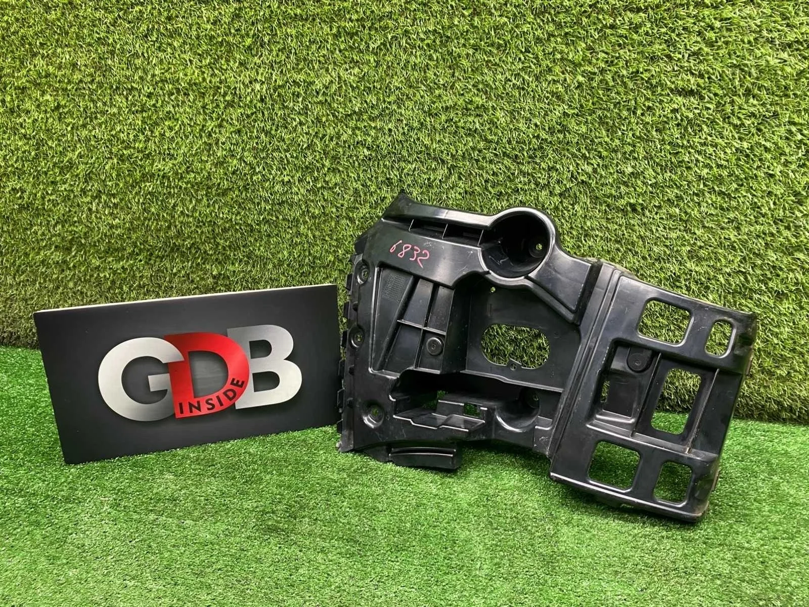 Кронштейн бампера BMW X1 23.02.2012 51124884489 E84 N20B20A, задний левый