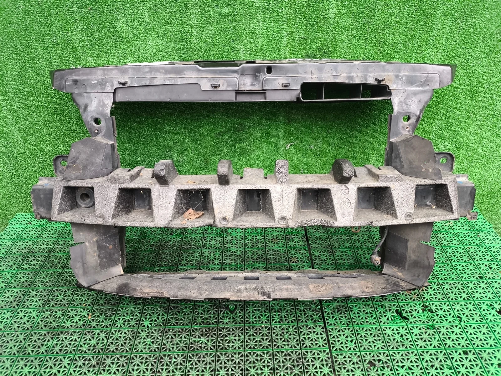 Панель передняя SKODA YETI 2010- б/у YETI(2010-