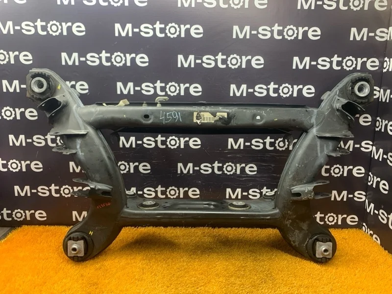 Балка поперечная (подрамник) Mercedes-Benz C-Class 2010 A2043509902 W204 271.860, задняя