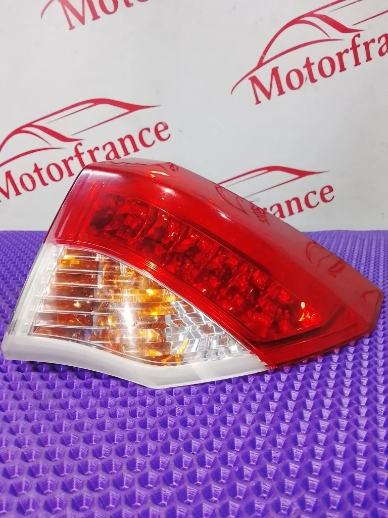Фонарь задний Renault Laguna 2009 265500001R 3, правый