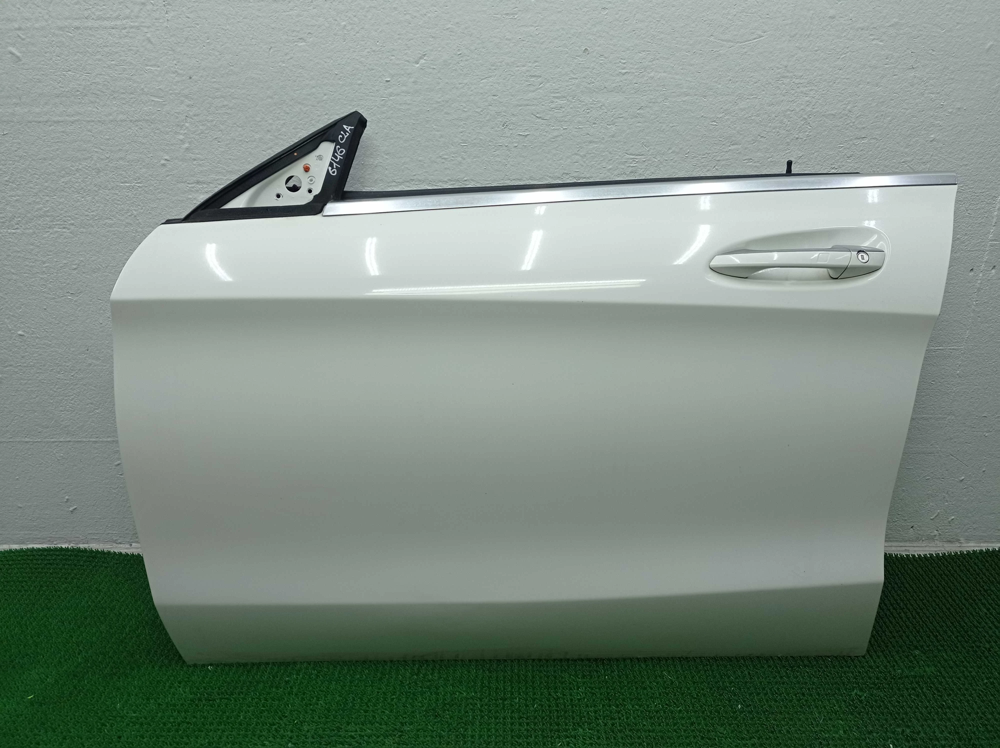 Дверь передняя левая Mercedes CLA (C117) рестайлинг 2016 - 2019 бензин 2.0 Автомат