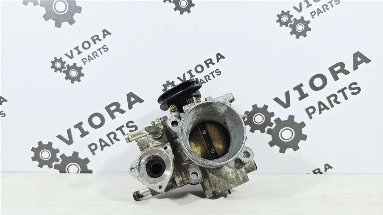 Дроссельная заслонка пробег 30к Mitsubishi Lancer 9 2007 MN128888 CS3A 4G18