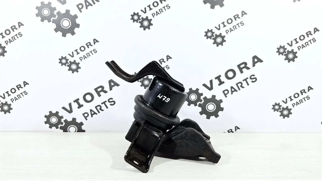 Опора двигателя Mitsubishi Lancer 9 2007 MR403666 CS3W 4G18, правая