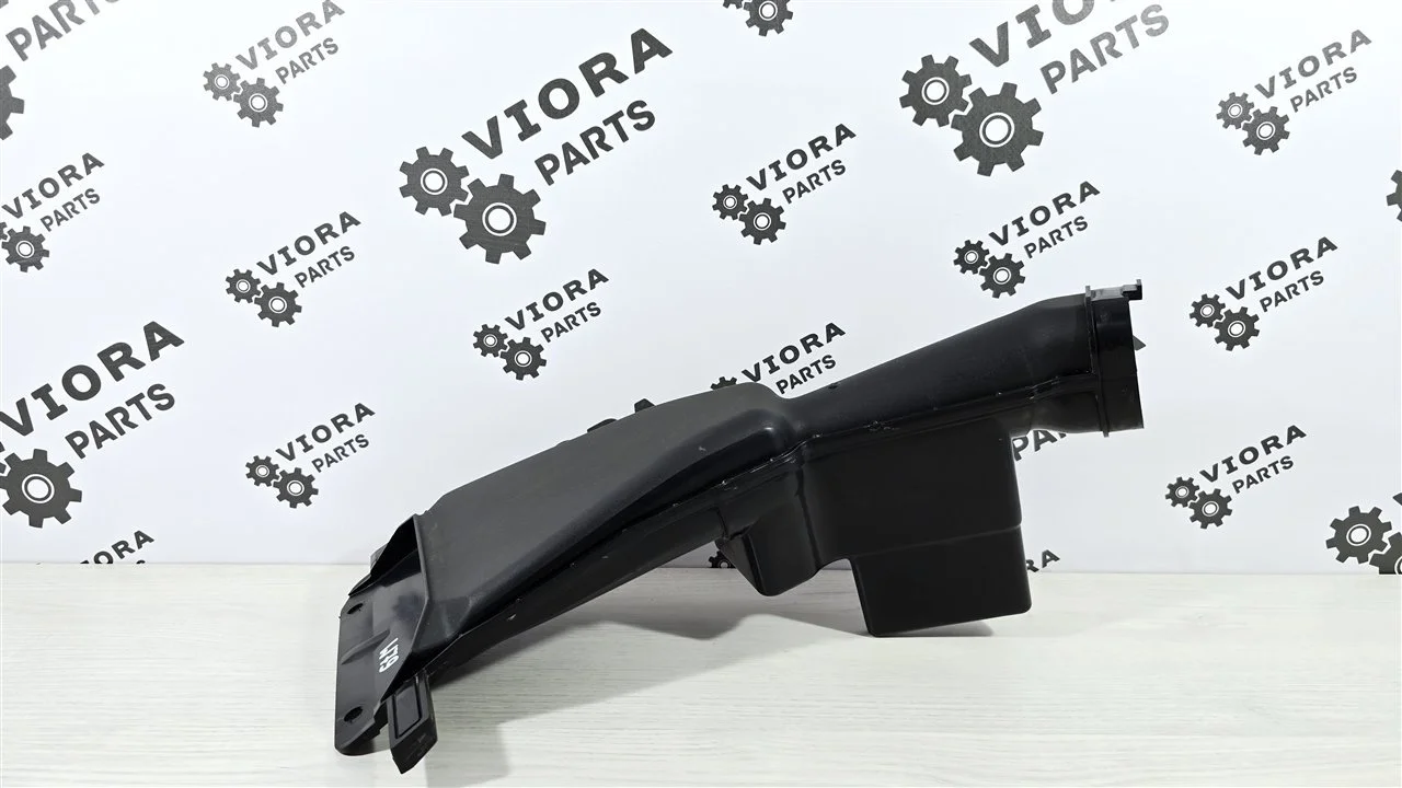 Воздухозаборник Mitsubishi Lancer 9 2007 MN135194 CS3W 4G18