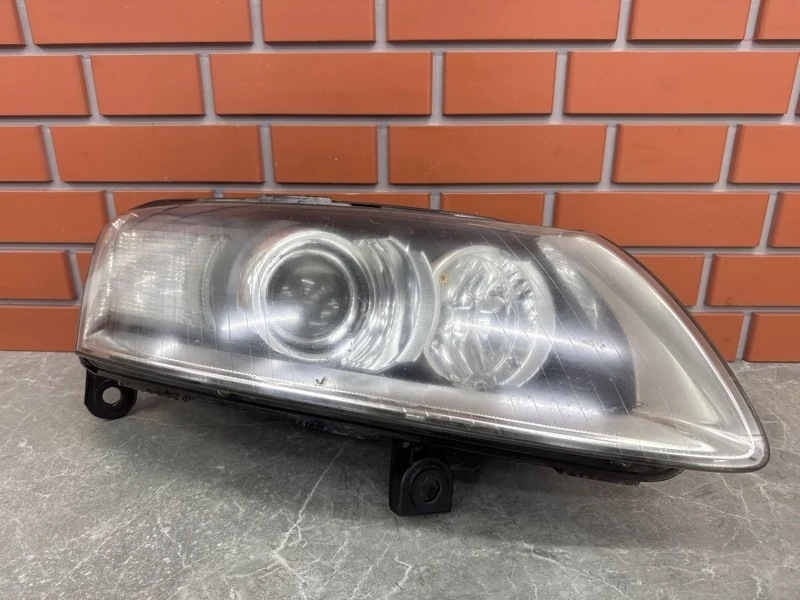 Фара Audi A6 2005 4F0941030AK C6 3.0 BBJ, правая