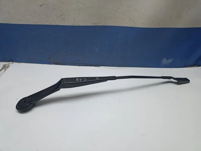 Поводок дворника Ford Focus 3 2011-2019 1703312, передний правый