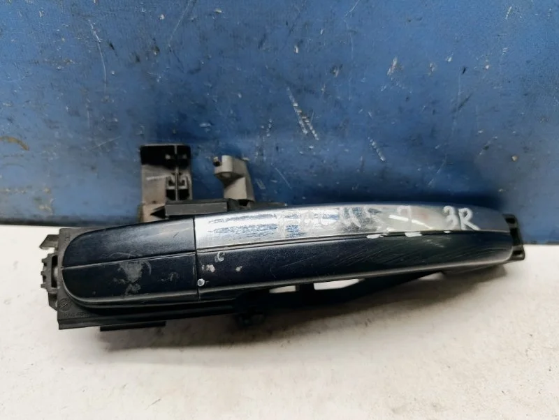 Ручка наружная Ford Focus 2 2005-2011 1484760, задняя правая