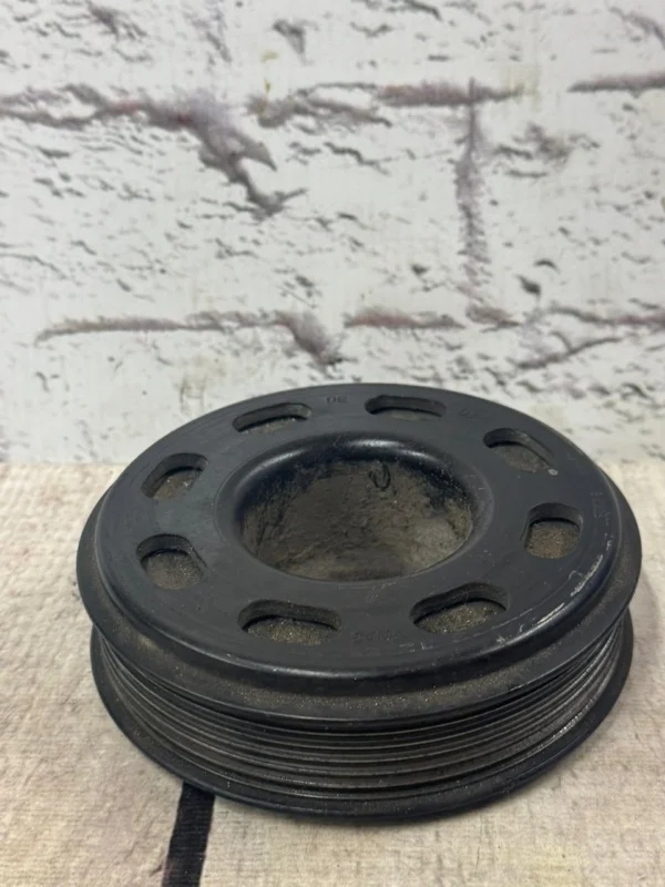 Шкив коленвала skoda Fabia 3