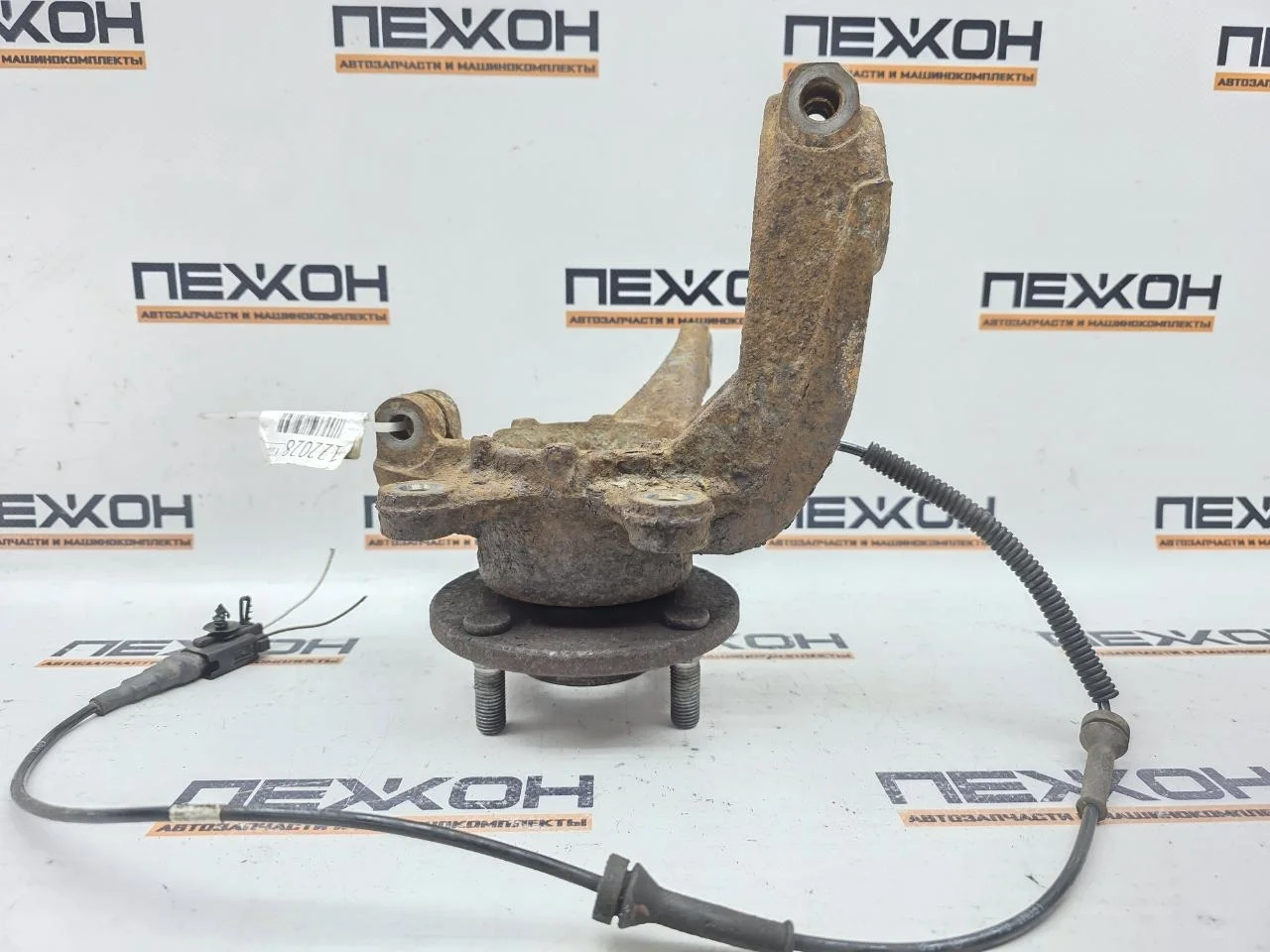 Кулак FORD FUSION 2009 1777797 1.6 FYJA, передний левый