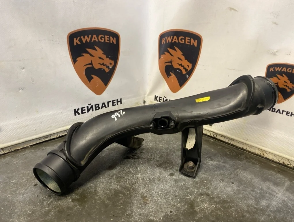 Патрубок интеркулера Volkswagen Tiguan 2010 5N