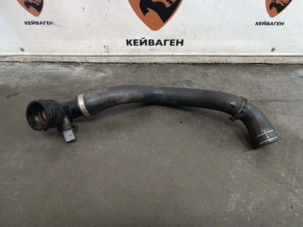 Патрубок радиатора Audi Q7 2006 4L