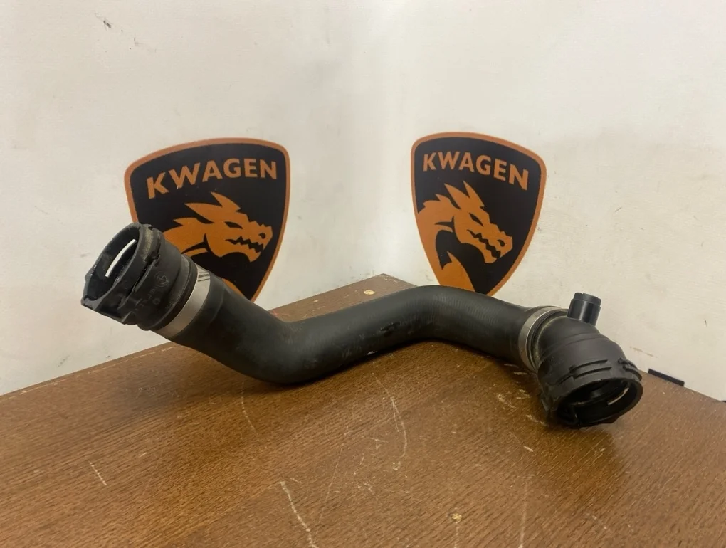 Патрубок системы охлаждения BMW 3-Series 2012 F30