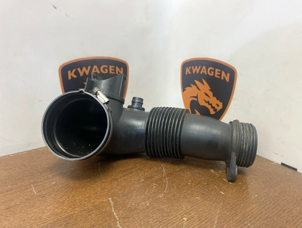 Патрубок воздушного фильтра BMW 3-Series 2012 F30