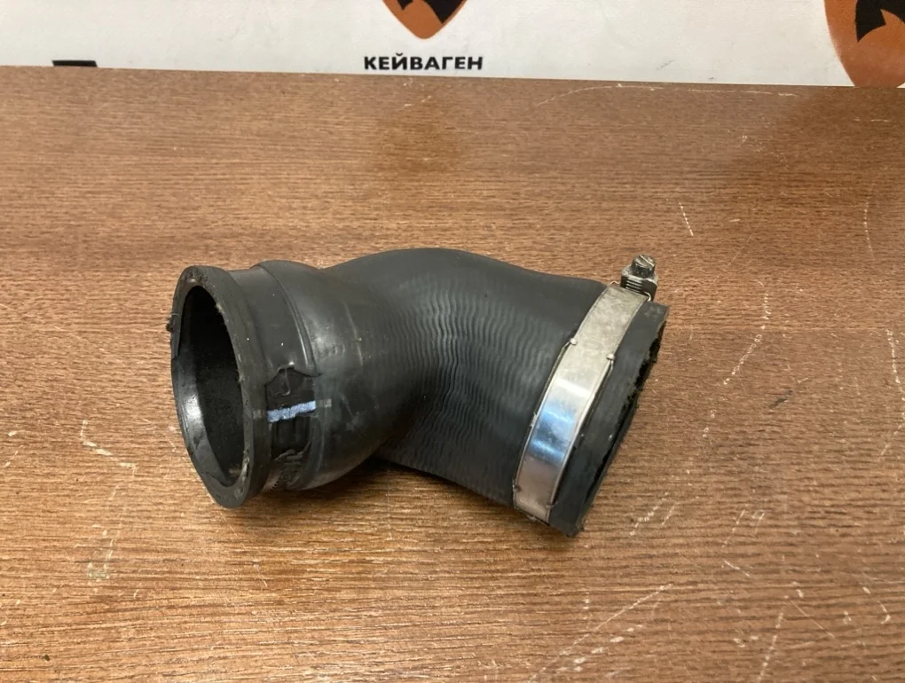 Патрубок интеркулера Volkswagen Tiguan 2009 5N