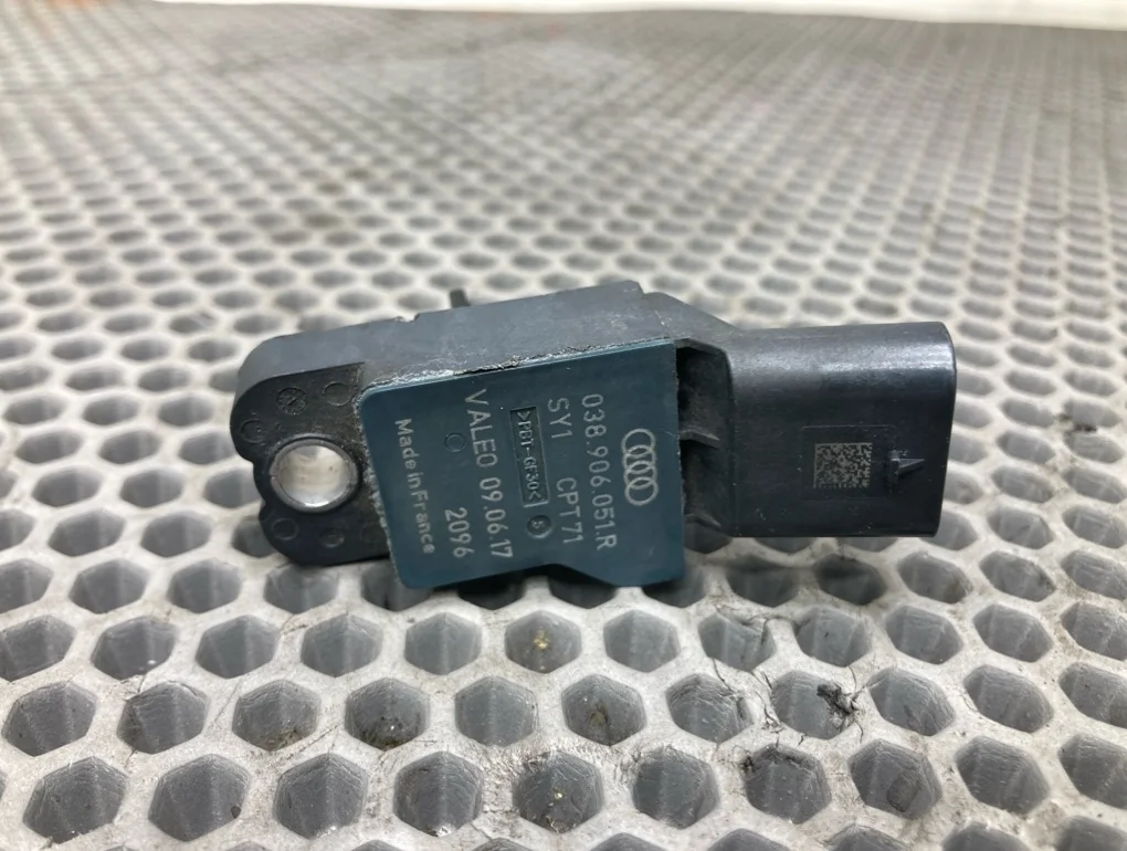 Датчик абсолютного давления Audi A4 2017 B9