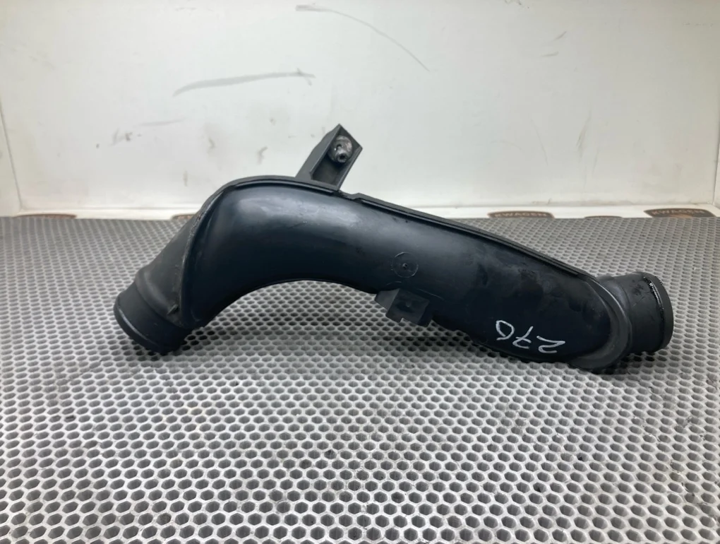 Патрубок интеркулера Volkswagen Tiguan 2009 5N