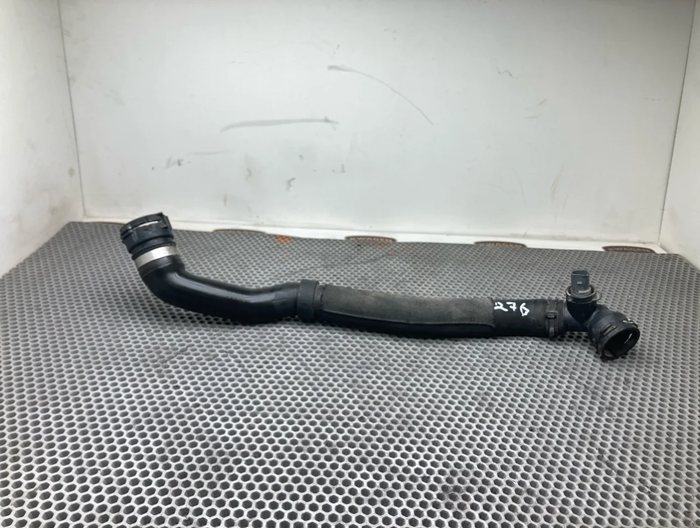 Патрубок системы охлаждения Volkswagen Tiguan 2009 5N