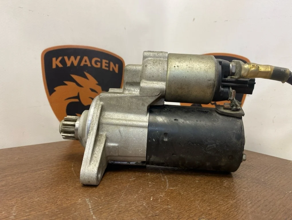 Стартер Volkswagen Tiguan 2010 5N