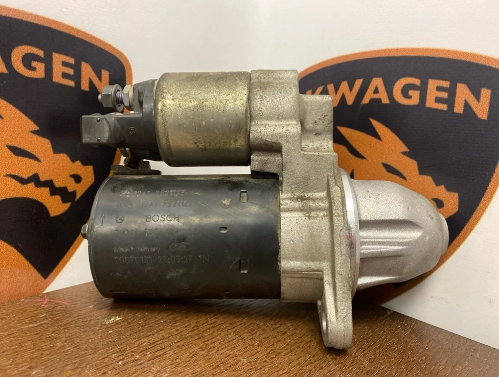 Стартер BMW 3-Series 2007 E90