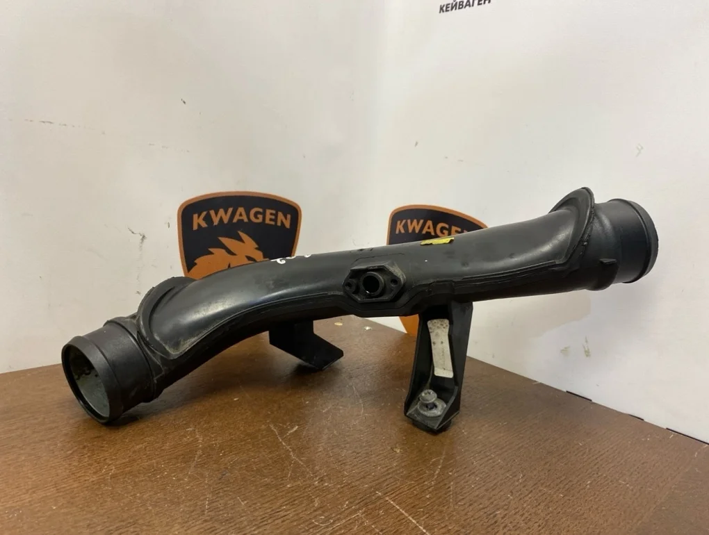 Патрубок интеркулера Volkswagen Tiguan 2010 5N