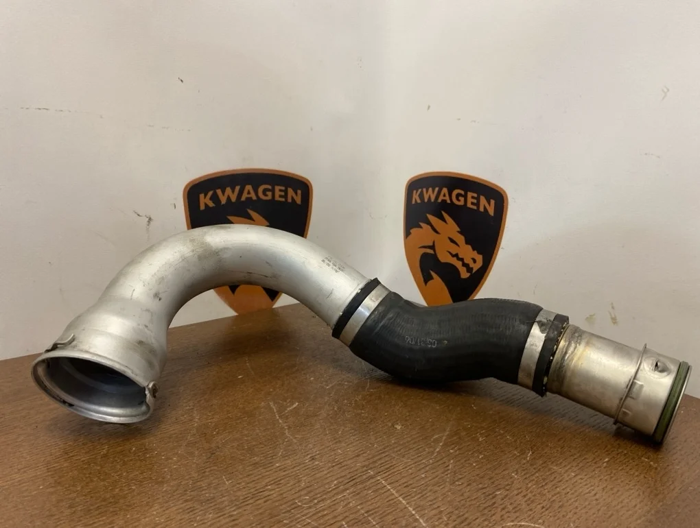 Патрубок интеркулера Volkswagen Multivan 2006 T5