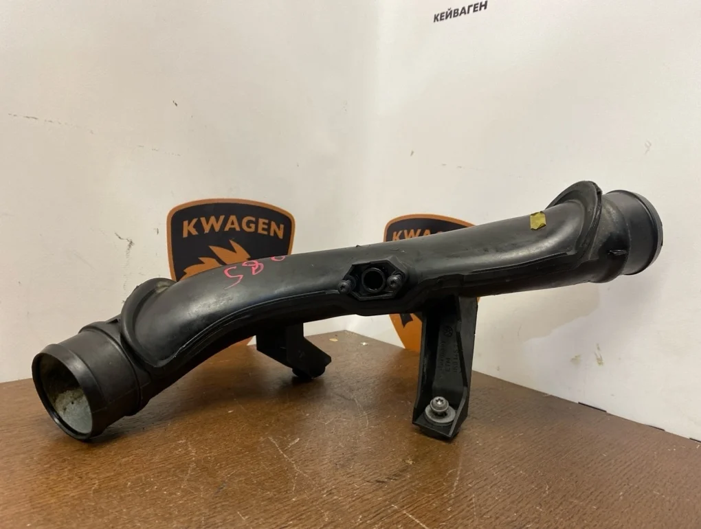 Патрубок интеркулера Volkswagen Tiguan 2012 5N