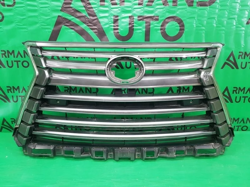 Решетка радиатора LEXUS LX 2015-2023 URJ200