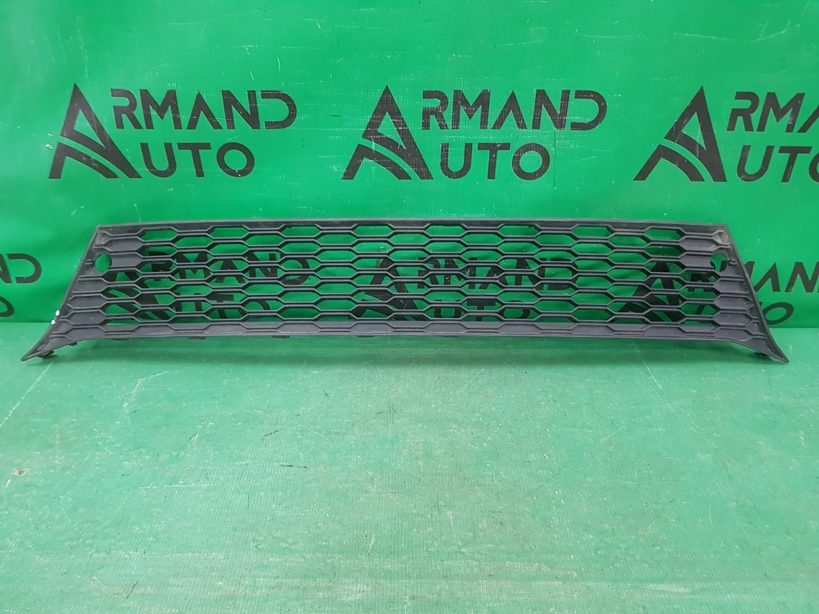 Решетка бампера MITSUBISHI ASX 2016-2020 рестайлинг