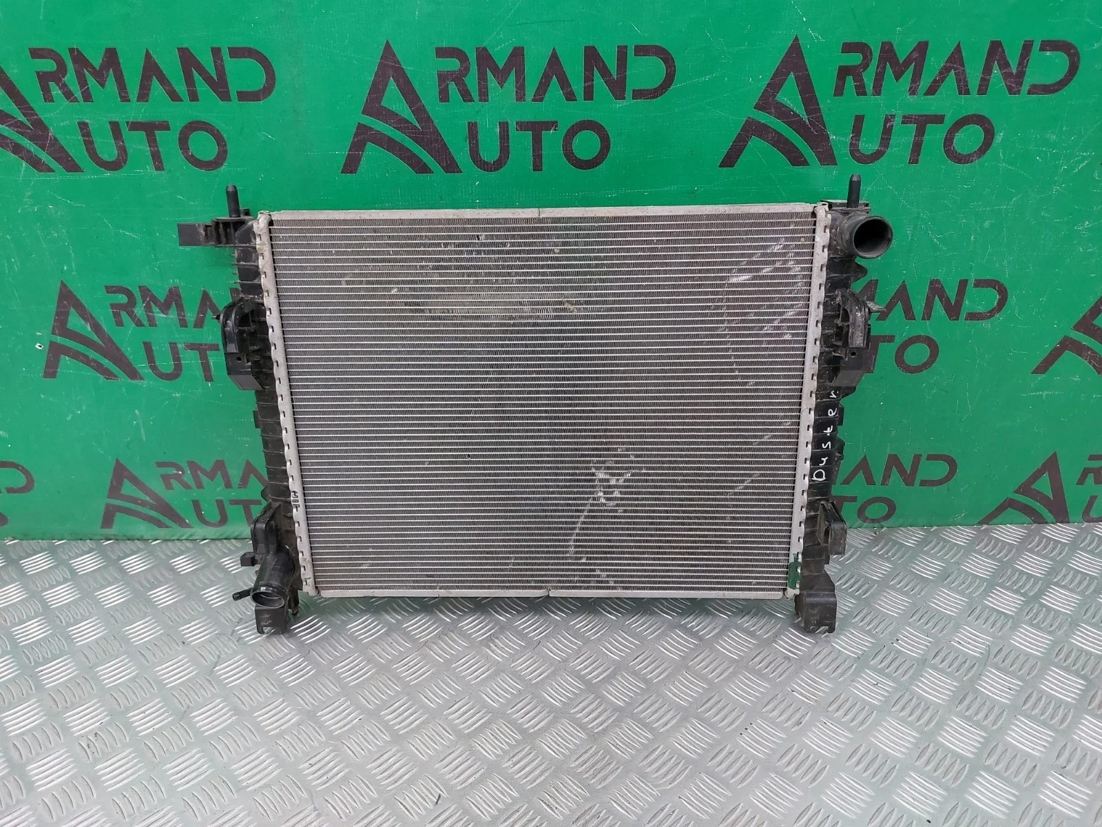 Радиатор двигателя (двс) RENAULT LOGAN 2012-2022