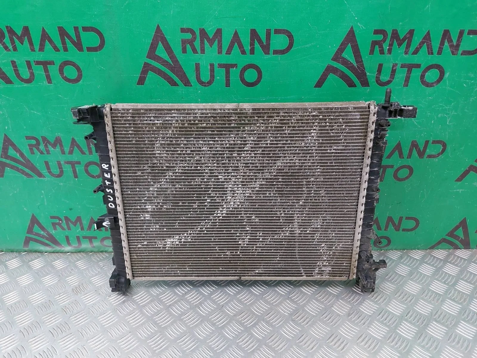 Радиатор двигателя (двс) Renault Logan 2012-2022