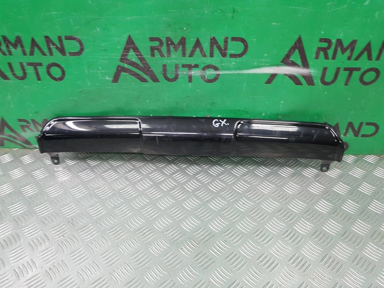 Накладка бампера Lexus GX 2013-нв URJ150