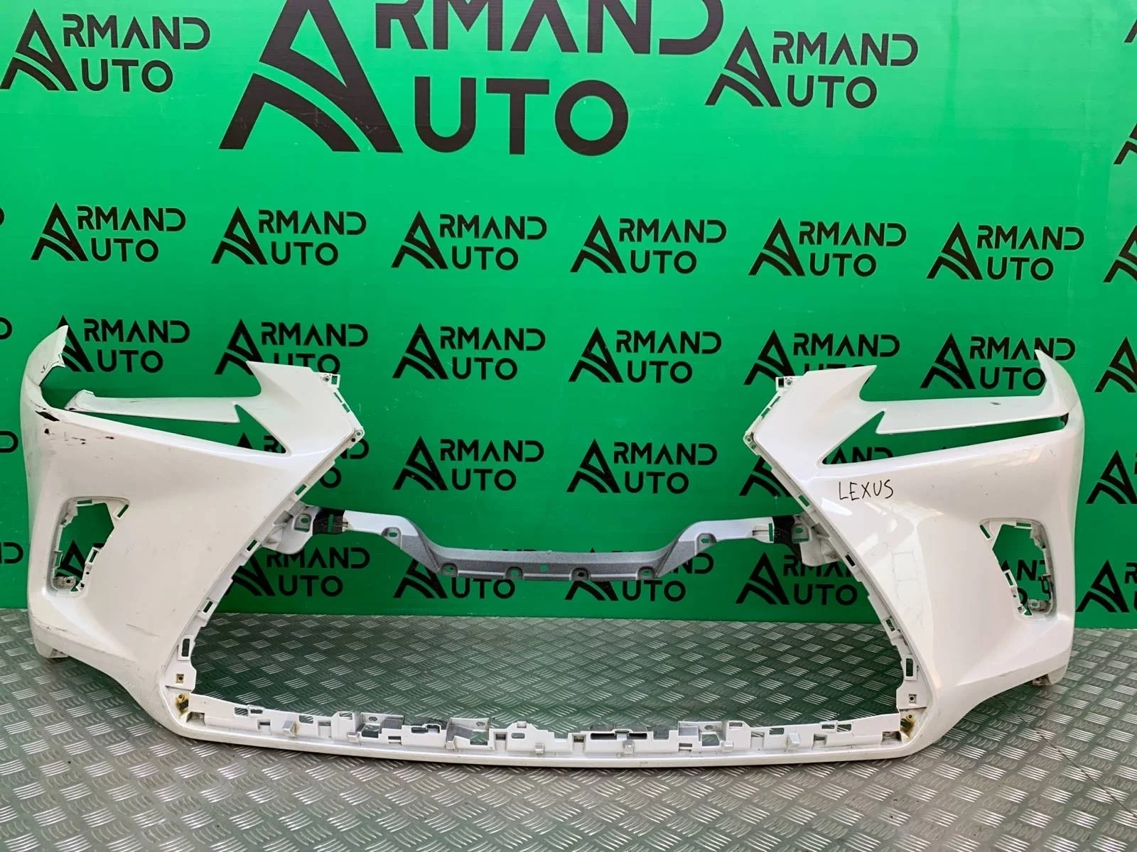 Бампер Lexus NX 2017-2021