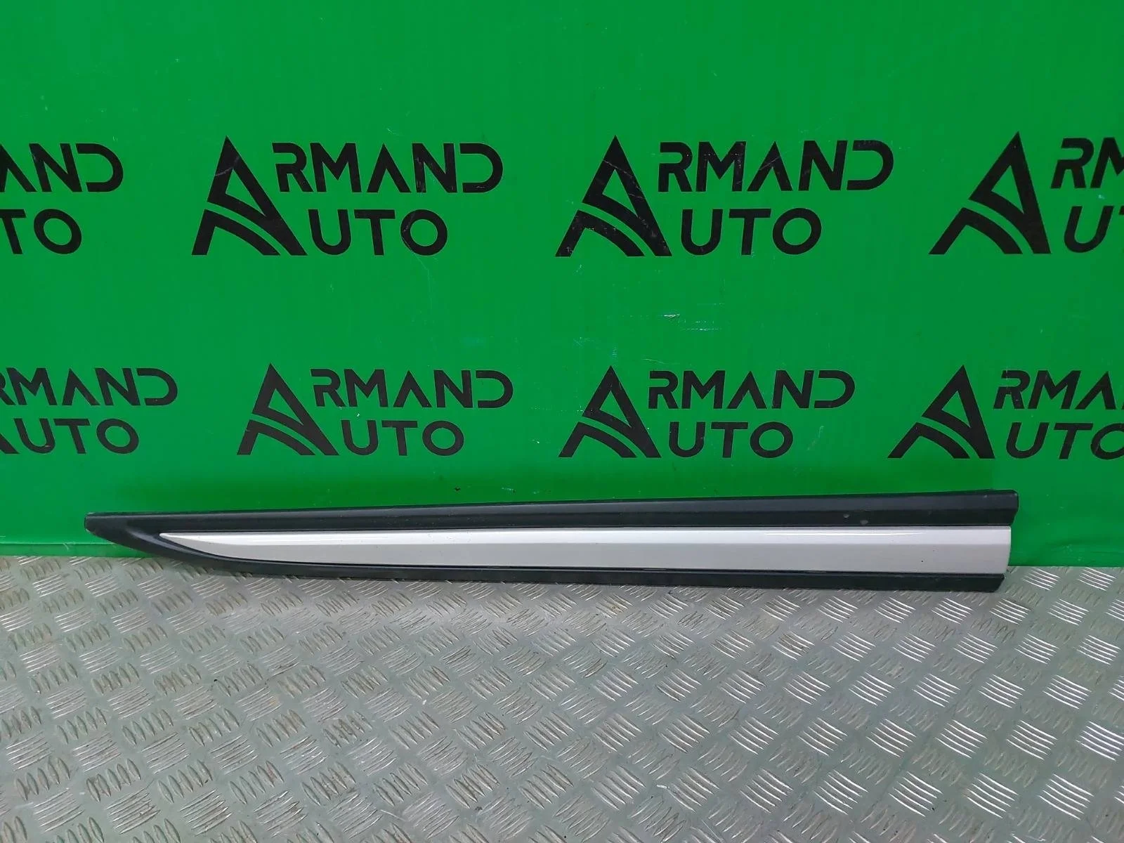 Молдинг двери Mitsubishi Outlander 2015-нв 3