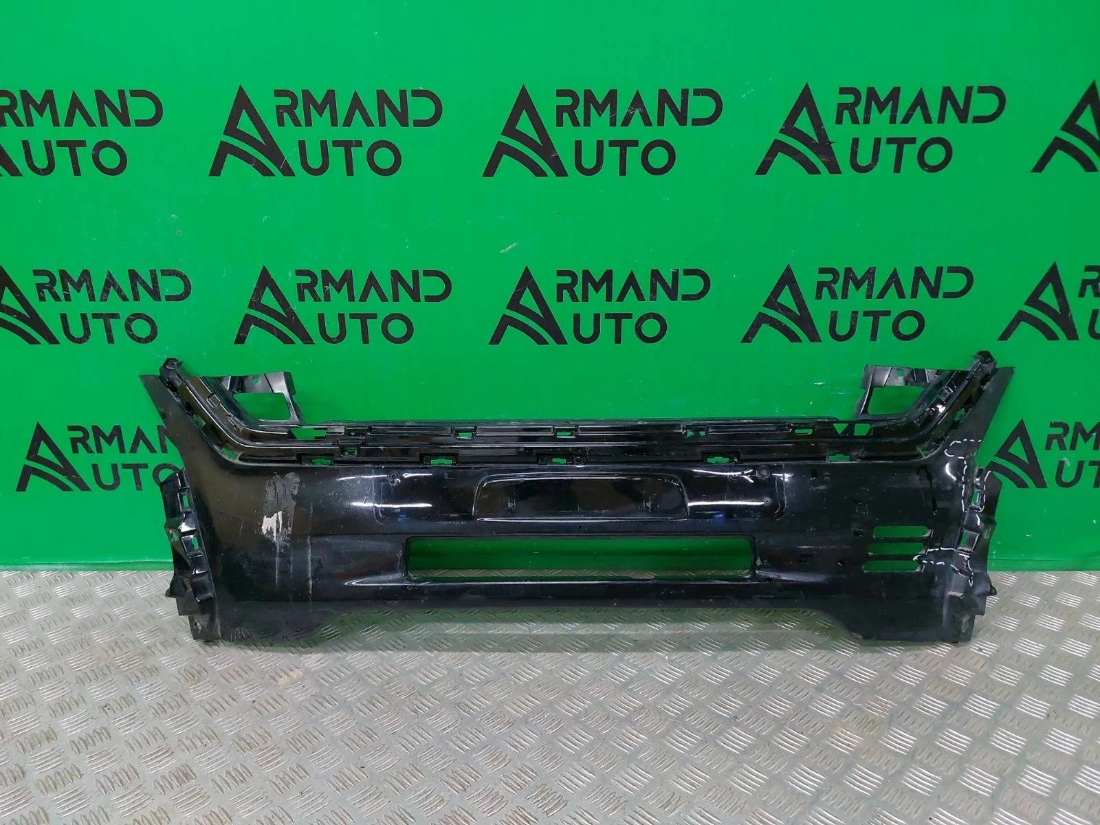 Накладка бампера верхняя Mitsubishi Outlander 2018-нв 3