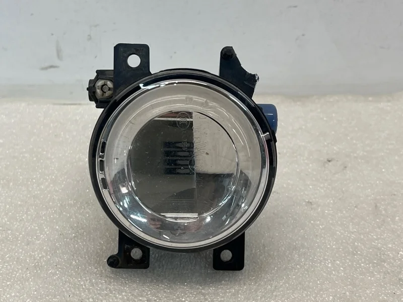 Фара противотуманная Infiniti Q50 2013-2023 261554GA0B V37, передняя левая