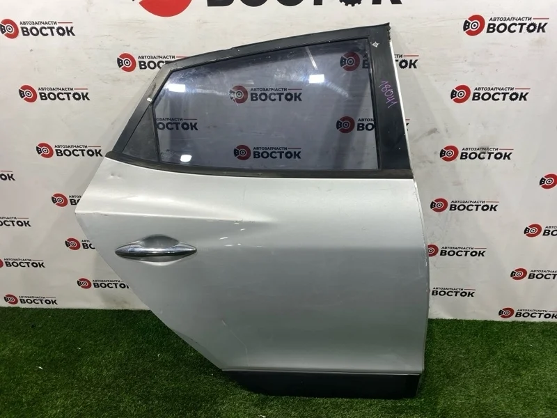 Дверь HYUNDAI IX35 2009-2015 770042S000 LM, передняя правая