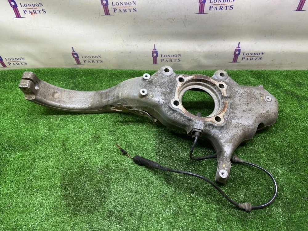 Кулак поворотный BMW X5 E70