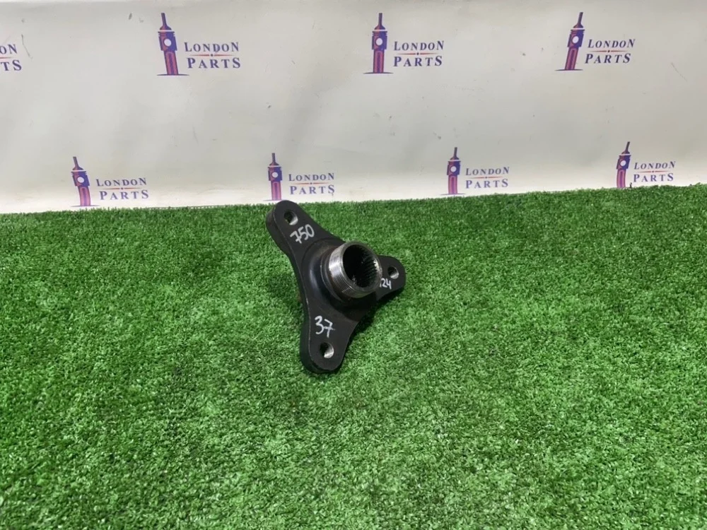 Хвостовик BMW 750Li F02